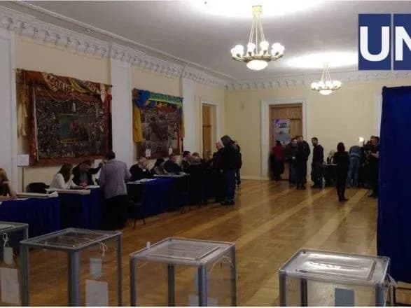 В полиции предостерегли от фотографирования на избирательных участках