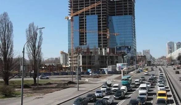 З 1 квітня на 17 вулицях столиці дозволено рух зі швидкістю до 80 км/год