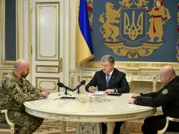 Турчинов: невдовзі в Україні випробують нові потужні ракетні комплекси