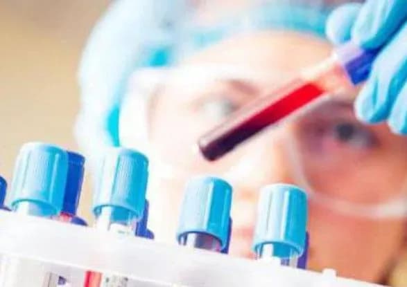 Лікар-нарколог розповів про перші результати медогляду Порошенка