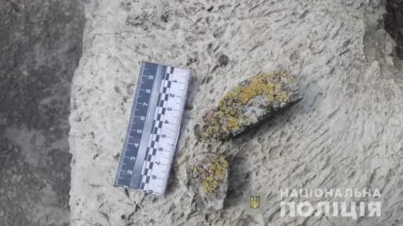 У Сумах літньому чоловіку на голову впав шматок бетону