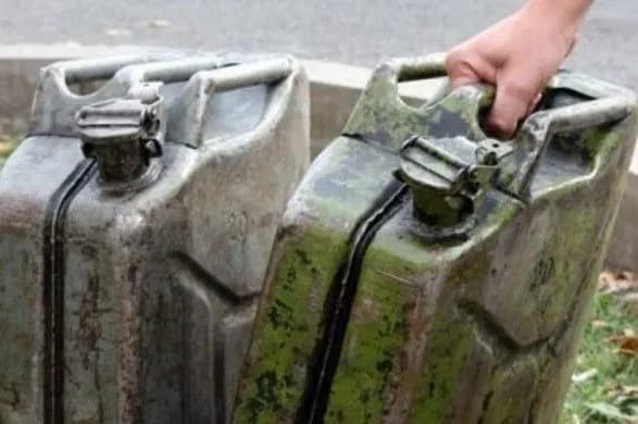 Чоловік облив бензином і підпалив "кохану"