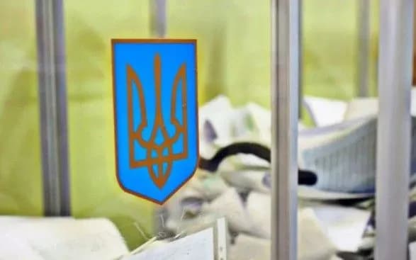 Крадію бюлетеня повідомили про підозру