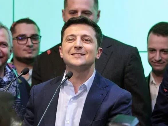 Чехія привітала Зеленського з перемогою на президентських виборах