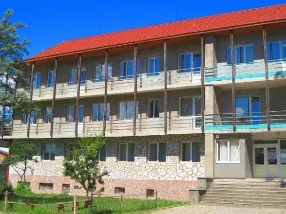 Чиновницю судитимуть за незаконне відчуження спортивної бази на Закарпатті