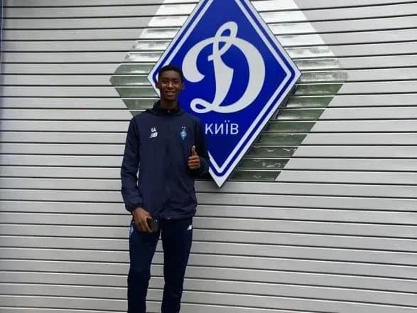 "Динамо" підсилилось нігерійським оборонцем