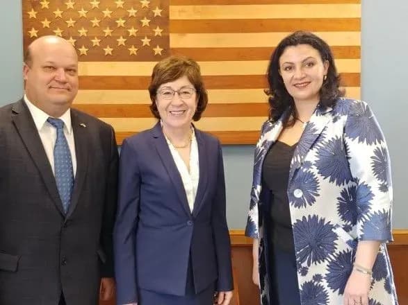 Украинские дипломаты в США призвали сенатора способствовать усилению давления на РФ