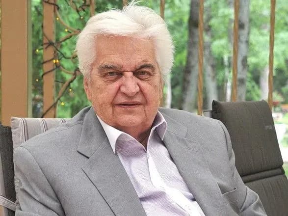 Помер автор музики "Три білих коня" і "Прекрасное далеко" Євген Крилатов