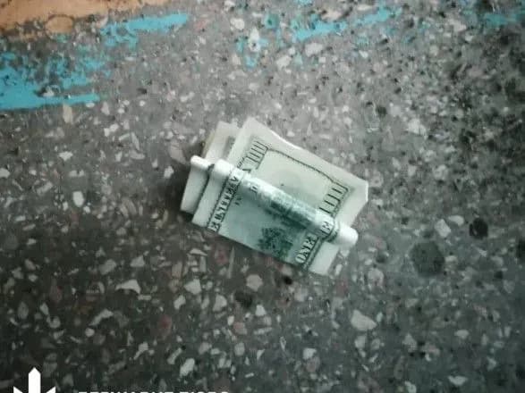 В Запорожской области чиновника военкомата поймали на взятке