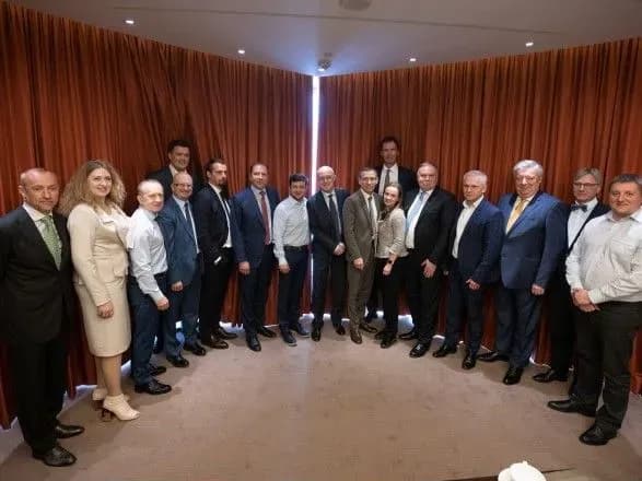 Зеленський поговорив із банкірами про ставки за кредитами та співпрацю з МВФ