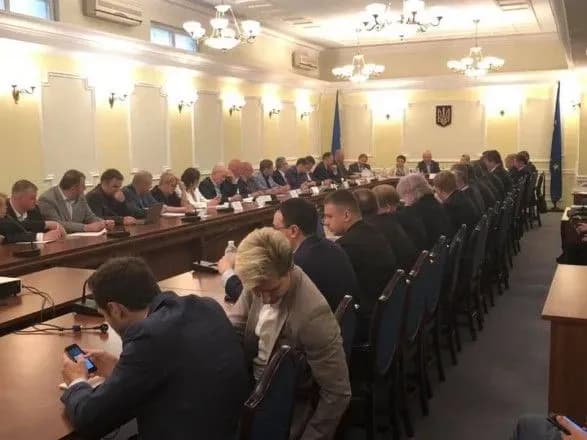 Минэнерго, НКРЭКУ и ключевые энергокомпании призвали к своевременному запуску рынка электроэнергии с 1 июля