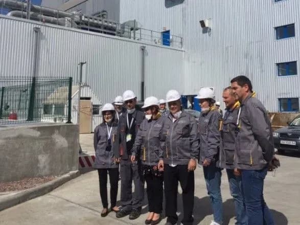 Глава МЗС Франції оглянув новий саркофаг у Чорнобилі