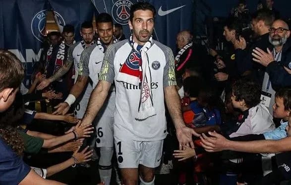 Титулований воротар Буффон покинув ФК "ПСЖ"