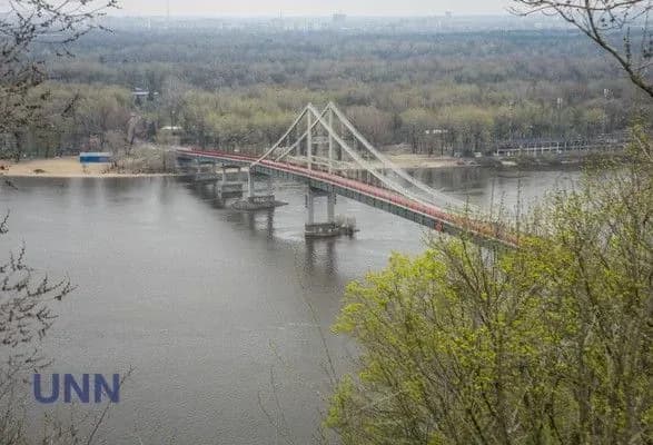 У найближчі години у Києві очікується гроза