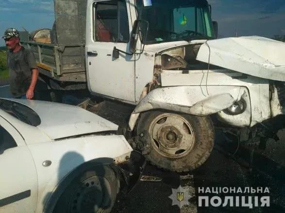 Во Львовской области в массовом ДТП травмировались 16 человек