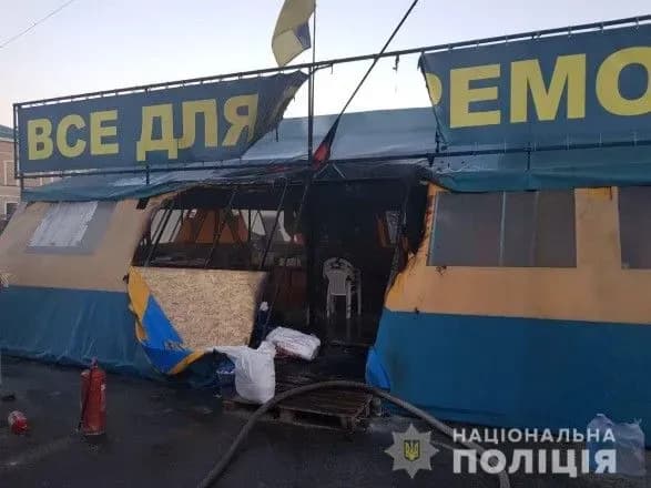 У Харкові затримали особу, причетну до підпалу волонтерського намету