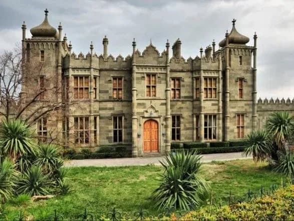 В окупованому Криму вирішили закрити дві виставкові зали затопленого Воронцовського палацу