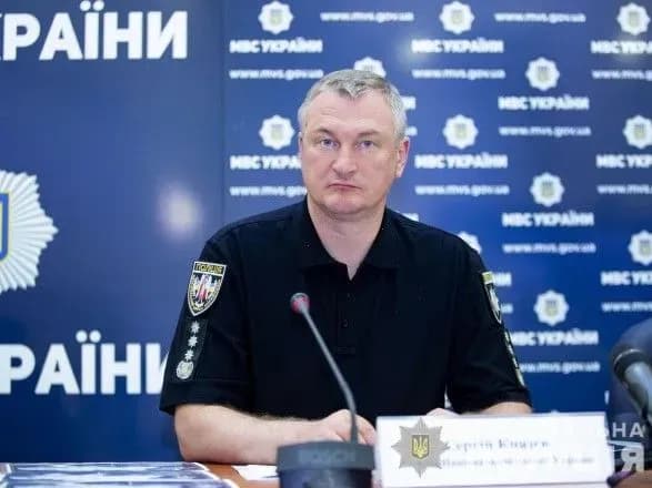 Пиріжки, “чумаки” та голий чоловік: в поліції розповіли про резонансні події дня виборів