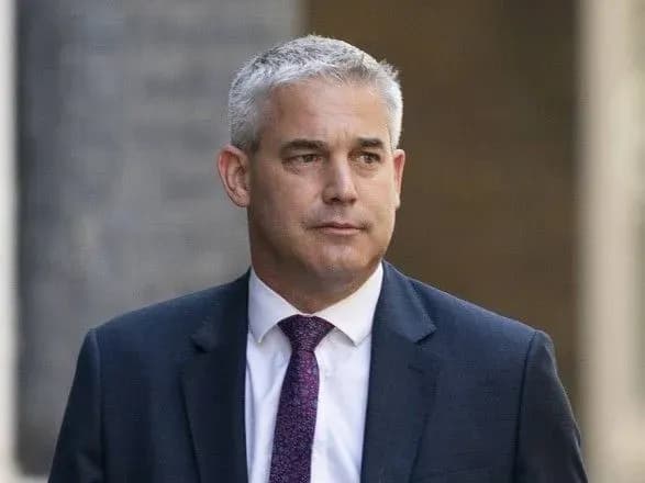 Міністр з Brexit заявив, що Велика Британія покине ЄС в термін, незважаючи на угоду