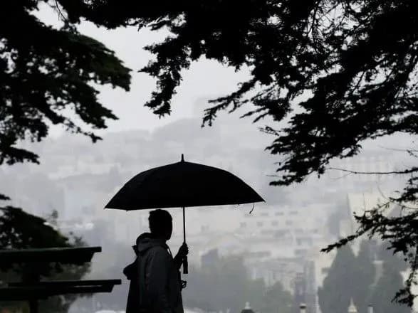 В Україні на завтра оголошено штормове попередження