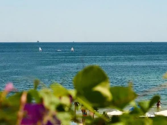 На популярних пляжах в Одесі вода не відповідає санітарним нормам