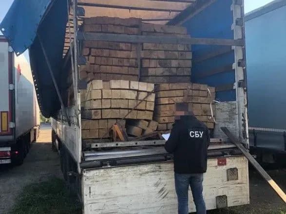 На Закарпатті викрили контрабанду лісу на понад 100 тис. грн