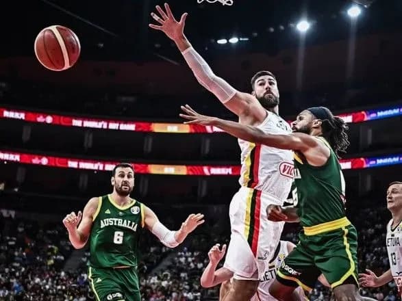 Збірна Австралії продовжила переможну серію на ЧС з баскетболу
