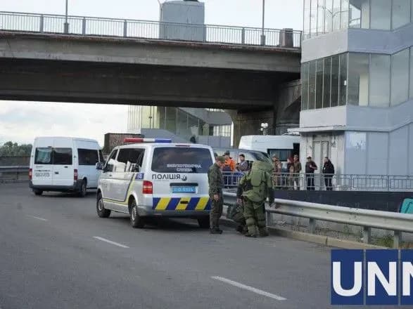 Встановлено особу стрілка на мосту Метро