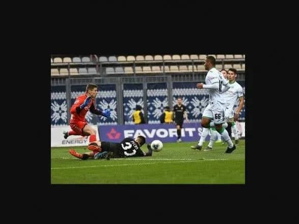 "Карпаты" в матче с "Зарей" продлили безвыигрышную серию в чемпионате Украины