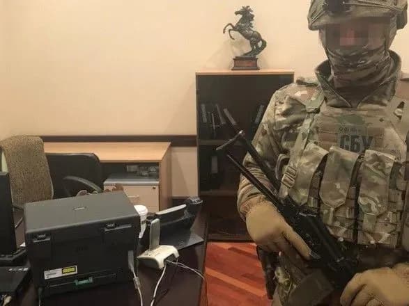 В аеропорту Одеси провели обшуки через привласнення понад 11 млн грн