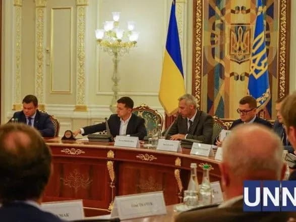 Президент скликає РНБО перед нормандською зустріччю