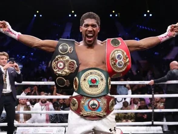 Джошуа поставил победу над Кличко выше победы над Руисом