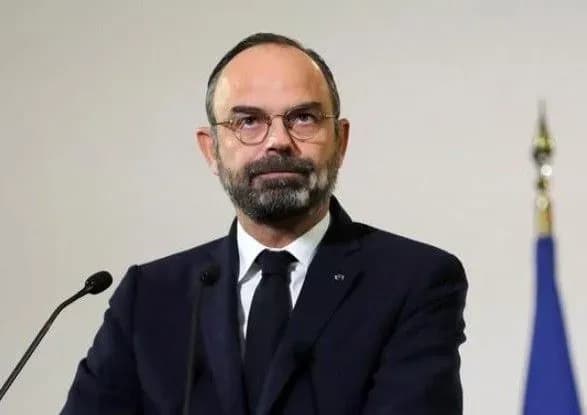 Во Франции пошли на уступки противникам пенсионной реформы