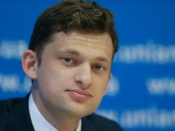 Кабмін скасував зачитування даних з ліцензії компаній під час радіореклами