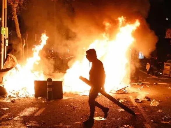 Під час протесту біля стадіону "Камп Ноу" в Барселоні постраждали 46 осіб