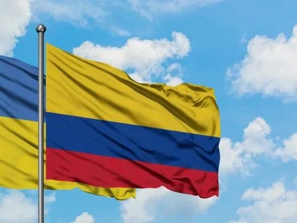 Україна затвердила безвіз ще з двома країнами