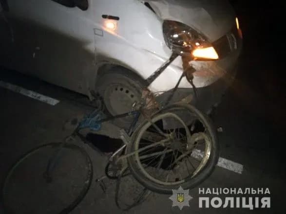 На Донеччині водій на смерть збив велосипедиста