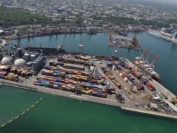 Україна у 2019 році на 18% наростила обсяги контейнерних перевезень