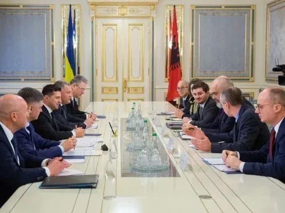 Зеленський нагадав голові ОБСЄ про важливість спостереження на українсько-російському кордоні