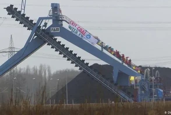 Екоактивісти захопили теплоелектростанцію на заході Німеччини