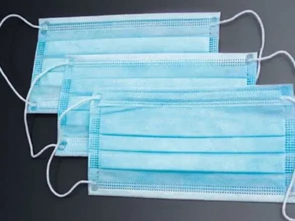 У Києві чоловік у медичній масці напав на поштове відділення