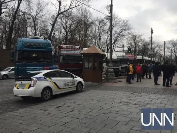 Криклій пообіцяв перевізникам на мітингу опрацювати їхні пропозиції до п'ятниці