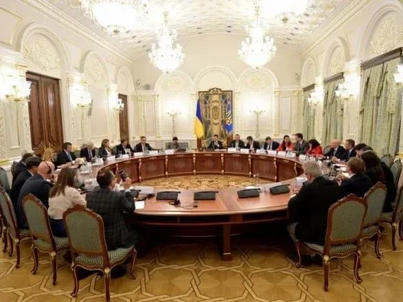 Зеленський зустрівся із представниками бізнесу: що запропонував