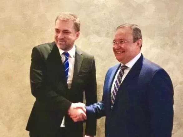 Загороднюк обсудил с румынским коллегой безопасность в Черноморском регионе