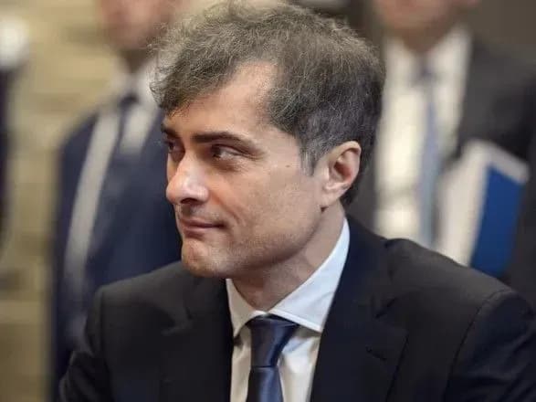 Путін указом звільнив Суркова