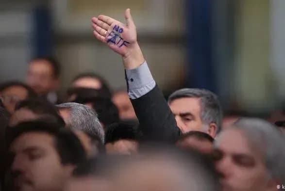 FATF внесла Іран у "чорний список" за фінансування тероризму