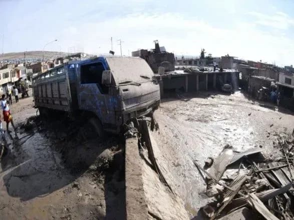 Щонайменше чотири людини загинули через зливи в Перу