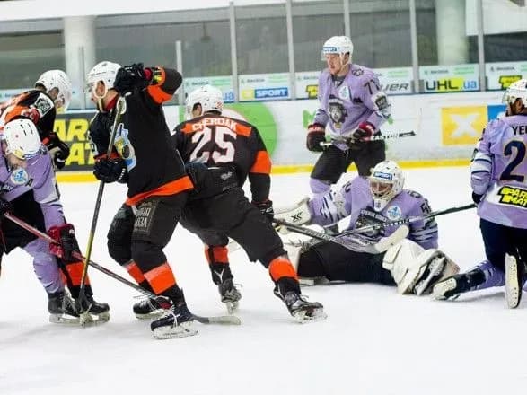 Определился победитель регулярного чемпионата УХЛ