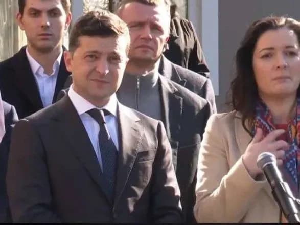 Зеленский заявил, что это он предложил отправиться Скалецкой в Новые Санжары