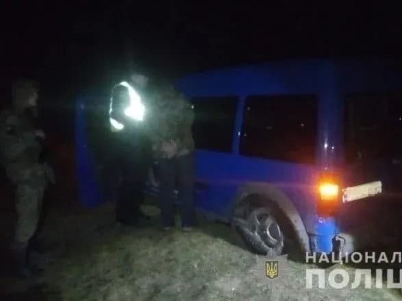 На границе с Польшей водитель протаранил ворота на пункте пропуска